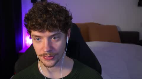 Sam online show from 6, 10, 2025