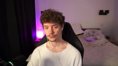 Sam online show from 9, 10, 2025