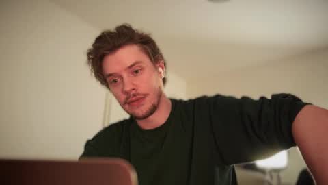 Sam online show from 25, 10, 2025