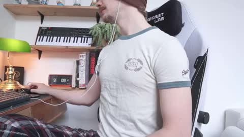 Sam online show from 27, 4, 2026