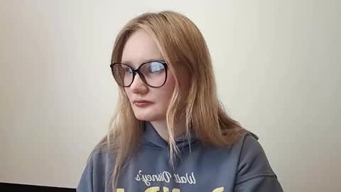 irresistible_fox online show from 10, 1, 2026