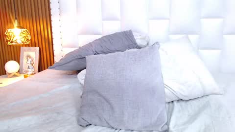 Snapshot of irresistiblemilf chatting on 8, 1, 2025 Sandy online show from 8, 1, 2025