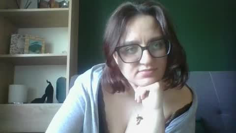 Paris online show from 24, 4, 2026