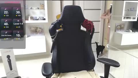 Irwi Tomboy online show from 9, 10, 2025