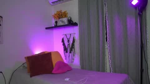 isa_____ online show from 25, 9, 2025