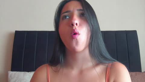 Isa and Natasha online show from 27, 12, 2024