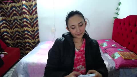 Snapshot of isa_bella___ chatting on 7, 3, 2025 Isa online show from 7, 3, 2025