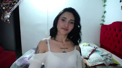 Snapshot of isa_bella___ chatting on 8, 3, 2025 Isa online show from 8, 3, 2025