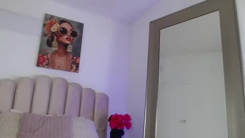 isa_bigass online show from 23, 12, 2025