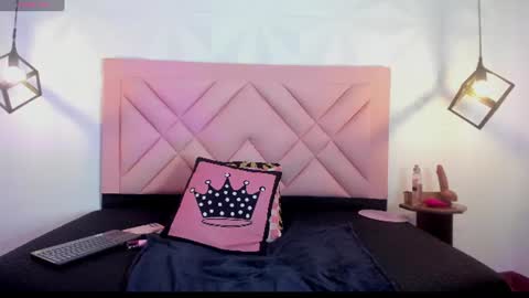 Snapshot of isa_cute_1 chatting on 10, 6, 2026 ISABELLA online show from 10, 6, 2026