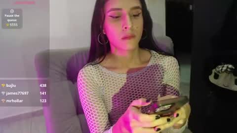 Isabella Hall online show from 21, 6, 2026