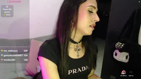 Isabella Hall online show from 11, 7, 2026