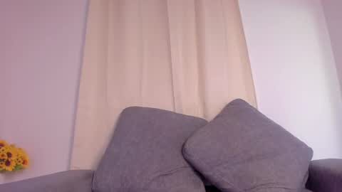 Isabella online show from 23, 1, 2025
