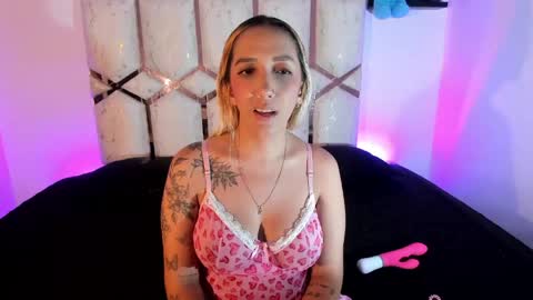 isa_klein online show from 15, 5, 2026