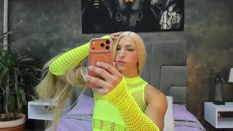 Isa Lancaster online show from 18, 3, 2026