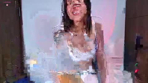 Isabella Laurentt  online show from 12, 5, 2026