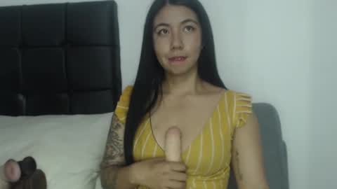 Snapshot of isa_mey chatting on 4, 12, 2024 Isa online show from 4, 12, 2024