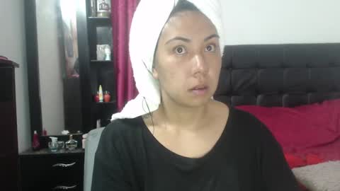 Snapshot of isa_mey chatting on 21, 1, 2025 Isa online show from 21, 1, 2025
