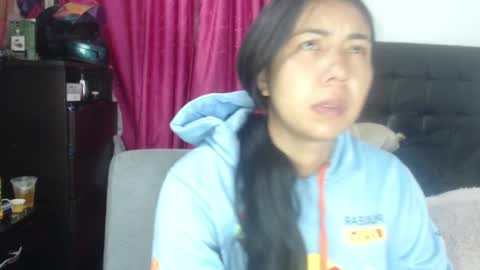 Snapshot of isa_mey chatting on 5, 3, 2025 Isa online show from 5, 3, 2025
