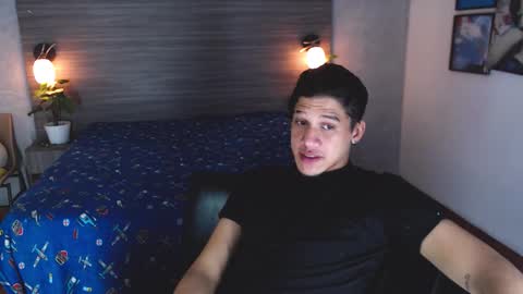 Snapshot of isaac893386 chatting on 4, 2, 2026 ISAAC online show from 4, 2, 2026