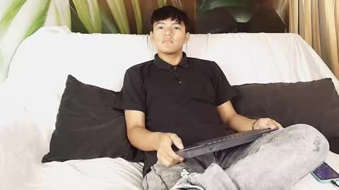 isaac_grimm online show from 19, 1, 2026