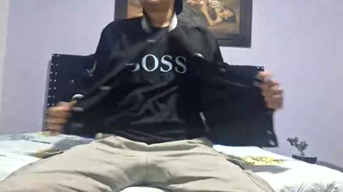 Snapshot of isaac_winter_ chatting on 1, 10, 2025 Isaac online show from 1, 10, 2025