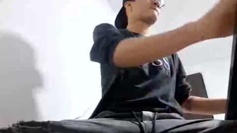 Snapshot of isaac_winter_ chatting on 11, 11, 2025 Isaac online show from 11, 11, 2025