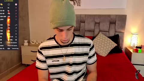 Snapshot of isaacblaze_ chatting on 4, 6, 2026 isaacblaze online show from 4, 6, 2026