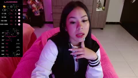 Snapshot of isabeella_24 chatting on 12, 12, 2024 Isabella  online show from 12, 12, 2024