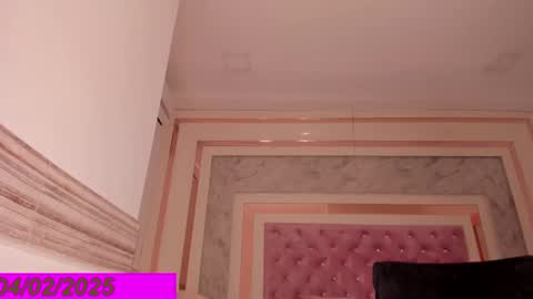 Snapshot of isabel_escorcia chatting on 4, 2, 2025 Isabel online show from 4, 2, 2025