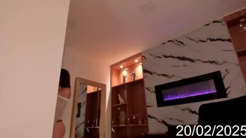 Snapshot of isabel_escorcia chatting on 20, 2, 2025 Isabel online show from 20, 2, 2025