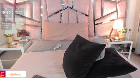 Isabel online show from 13, 2, 2025