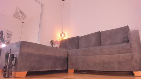 Snapshot of isabela_franco_ chatting on 28, 9, 2025 Isabela online show from 28, 9, 2025