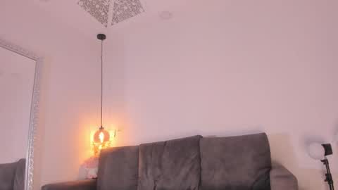 Snapshot of isabela_franco_ chatting on 16, 10, 2025 Isabela online show from 16, 10, 2025