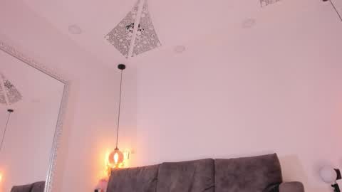 Snapshot of isabela_franco_ chatting on 21, 10, 2025 Isabela online show from 21, 10, 2025