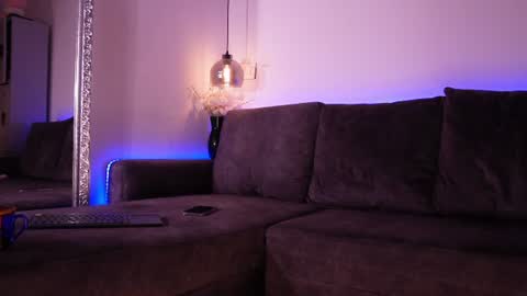 Isabela online show from 22, 6, 2026