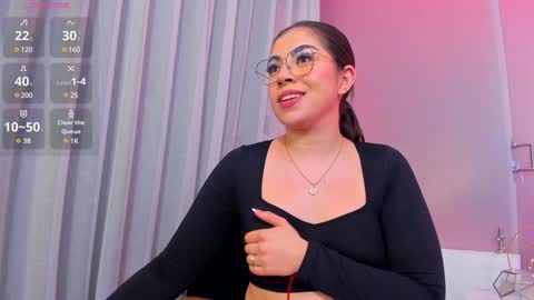 Snapshot of isabelaangell chatting on 24, 12, 2024 Isabela Angell online show from 24, 12, 2024