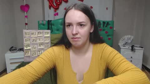 Snapshot of isabelblackberry chatting on 8, 10, 2025 IsabelBlackberry online show from 8, 10, 2025