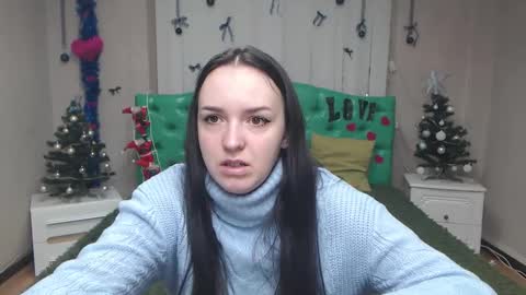 Snapshot of isabelblackberry chatting on 22, 12, 2025 IsabelBlackberry online show from 22, 12, 2025