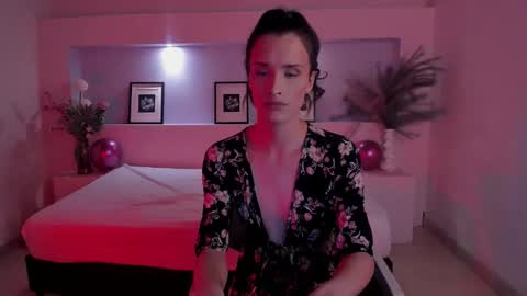 IsabelFernandez online show from 23, 9, 2025