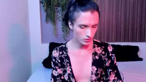 IsabelFernandez online show from 25, 9, 2025