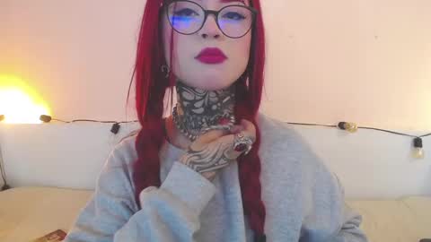Snapshot of isabella__dark chatting on 5, 12, 2024 online show from 5, 12, 2024