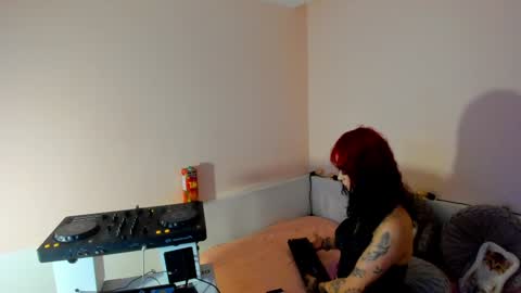 Snapshot of isabella__dark chatting on 27, 12, 2024 online show from 27, 12, 2024