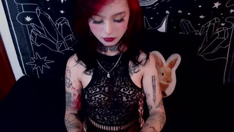 Snapshot of isabella__dark chatting on 28, 12, 2024 online show from 28, 12, 2024