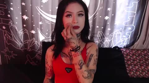 Snapshot of isabella__dark chatting on 9, 1, 2025 online show from 9, 1, 2025