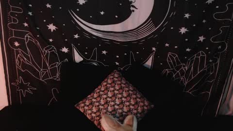 Snapshot of isabella__dark chatting on 12, 1, 2025 online show from 12, 1, 2025