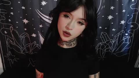 Snapshot of isabella__dark chatting on 21, 1, 2025 online show from 21, 1, 2025