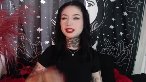 Snapshot of isabella__dark chatting on 5, 2, 2025 online show from 5, 2, 2025