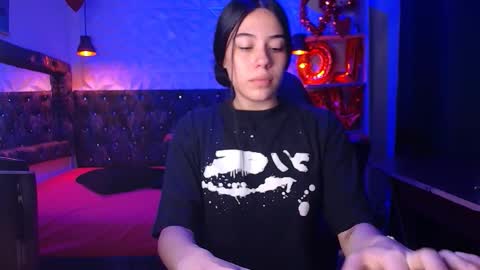 isabella dl online show from 27, 2, 2025