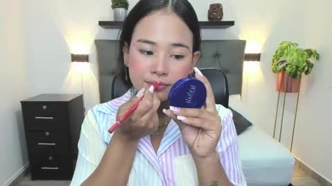 Isabel florez online show from 14, 1, 2025